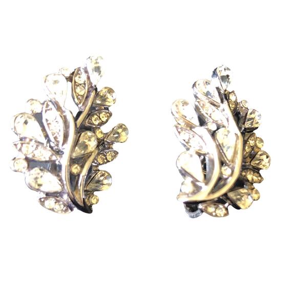 Signed Vintage Crown Trifari Silver Tone Metal Clear Rhinestone Encrusted Spray - Picture 1 of 12